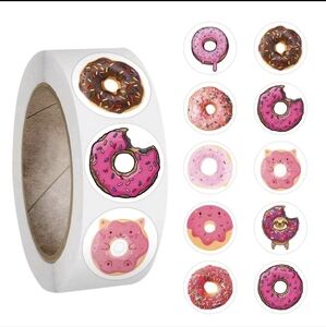 Donut Sticker Roll 500 Ct